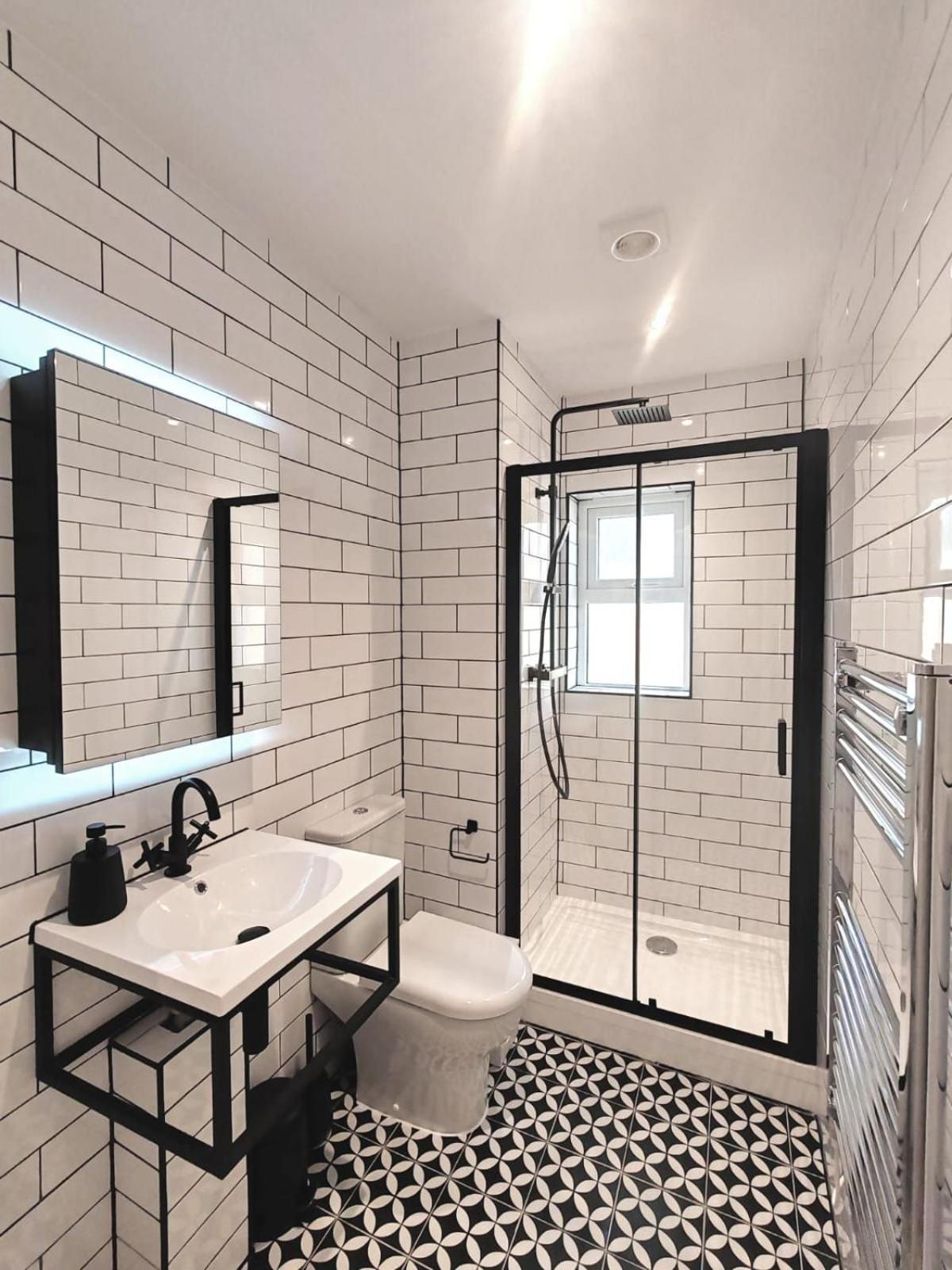 Stunning Modern Apartment Sleeps 4 - 6 Min Walk From Golden Beaches-Free Parking Bournemouth Dış mekan fotoğraf